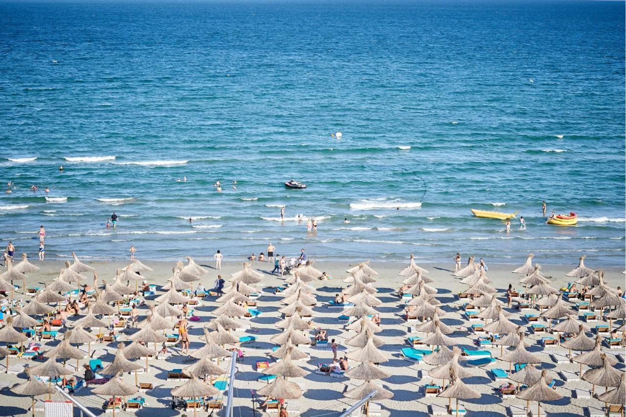 Aquamarin 2Bd Apt Spa N Pools Beach Resort Năvodari Екстериор снимка